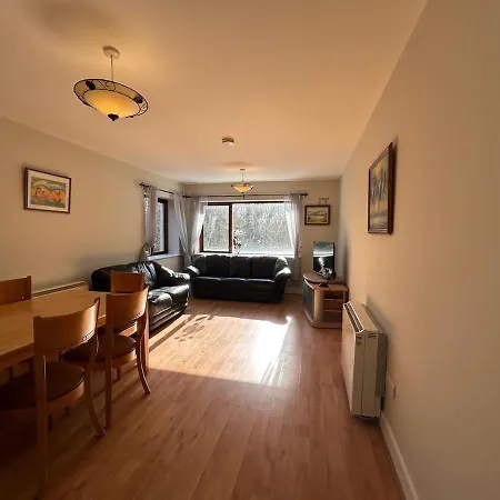 Peaceful 10 Min Walk To Town * Galway